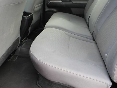Used 2016 Toyota Tacoma SR5 w/ SR5 Appearance Package (SN) RWD image 36