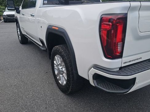 Used 2021 GMC Sierra 2500 Denali w/ Denali Ultimate Package AWD/4WD image 4