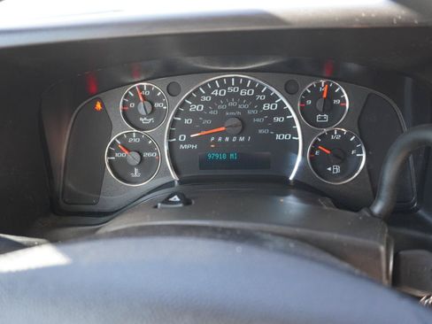 Used 2020 GMC Savana 2500 w/ Driver Convenience Package RWD image 9