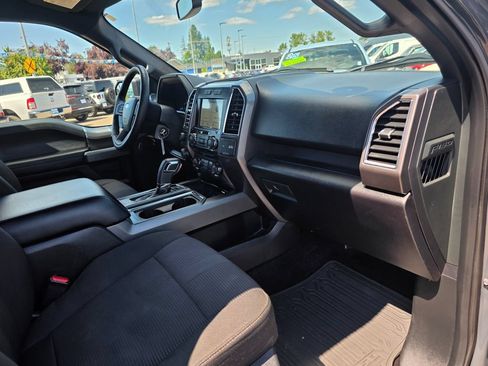 Used 2016 Ford F150 XLT w/ Equipment Group 302A Luxury AWD/4WD image 23