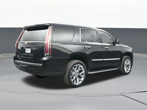 Used 2020 Cadillac Escalade Luxury image 13