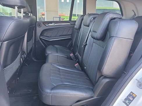 Used 2014 Mercedes-Benz GL 450 4MATIC image 12