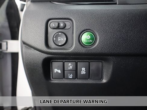 Used 2022 Honda Pilot Touring image 7