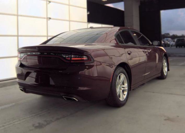 Used 2019 Dodge Charger SXT RWD image 5