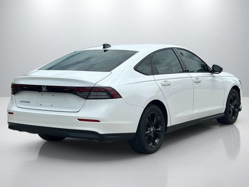 Used 2025 Honda Accord SE image 5