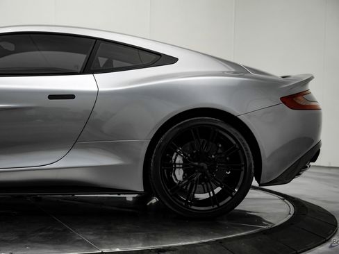 Used 2014 Aston Martin Vanquish Coupe image 7