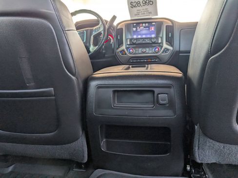 Used 2015 GMC Sierra 2500 Denali w/ Suspension Package, Off-Road AWD/4WD image 17
