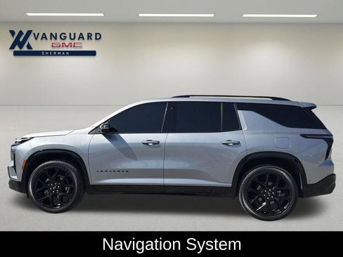 Used 2026 Chevrolet Traverse RS w/ LPO, Floor Liner Package FWD image 3
