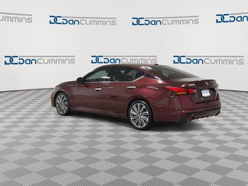 Used 2024 Nissan Altima 2.5 SL FWD image 6