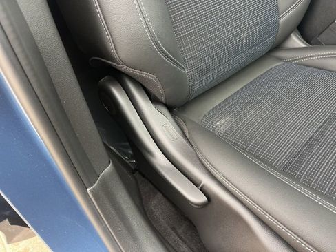 Used 2025 Buick Envista Preferred w/ Convenience II Package image 51