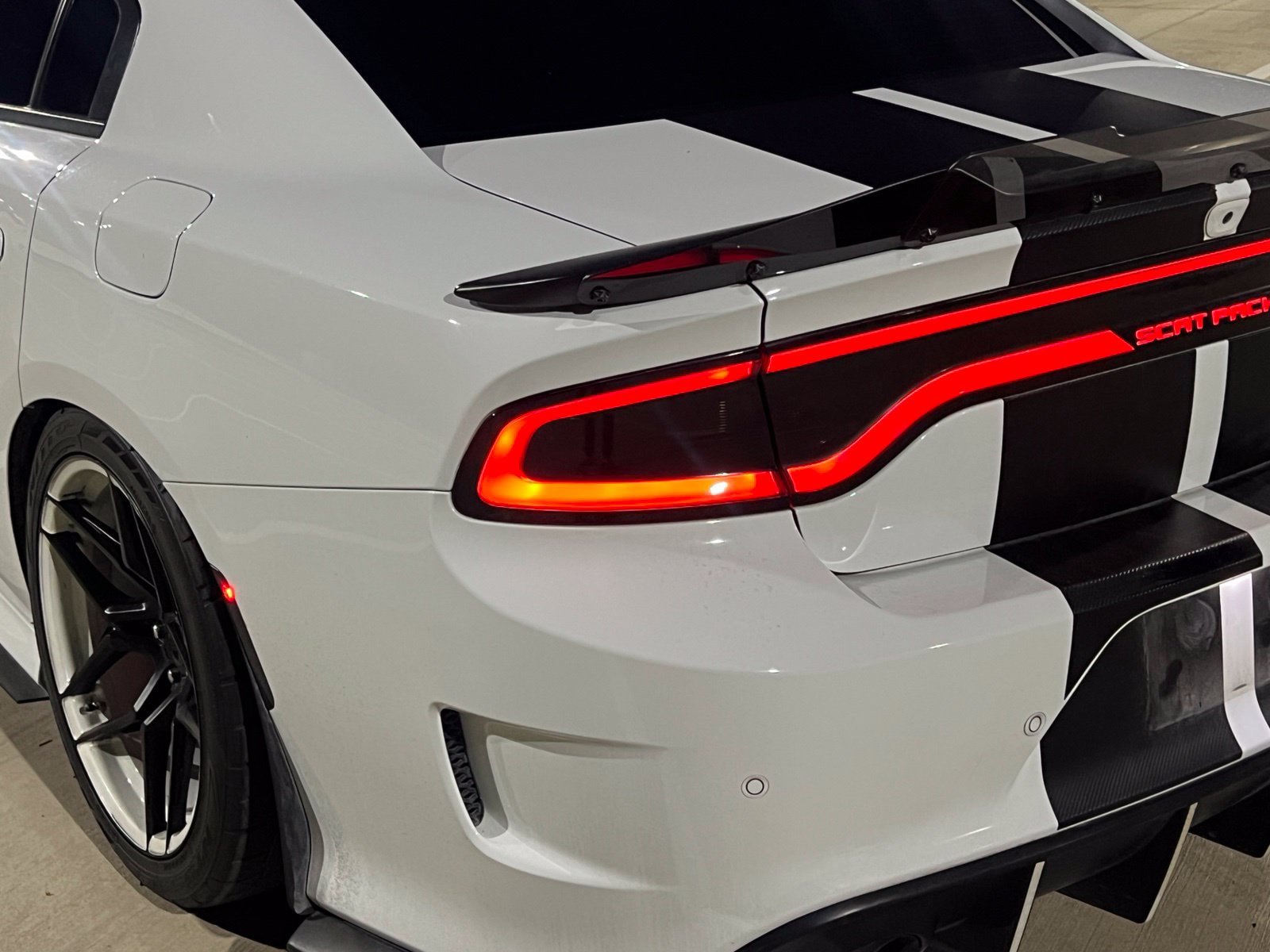 Used 2020 Dodge Charger Scat Pack w/ Plus Group RWD image 13
