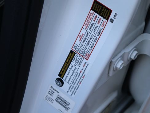 Used 2021 Nissan Rogue SV FWD image 29