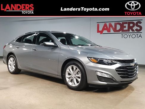 Used 2024 Chevrolet Malibu LT FWD image 1