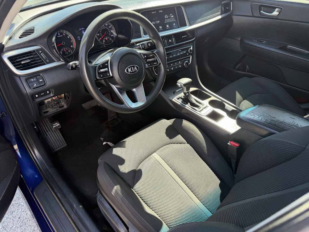 Used 2019 Kia Optima LX FWD image 9