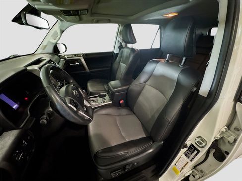 Used 2024 Toyota 4Runner SR5 Premium w/ Moonroof Package image 2