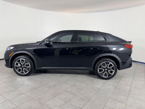New 2026 BMW X2 xDrive28i w/ Convenience Package AWD/4WD image 2