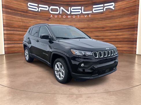 New 2026 Jeep Compass Latitude image 7