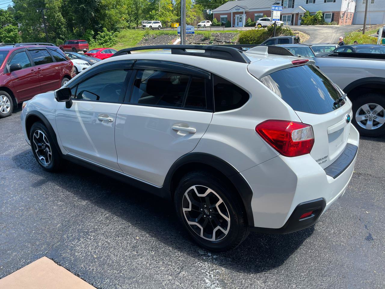 Used 2016 Subaru Crosstrek 2.0i Premium AWD/4WD image 8