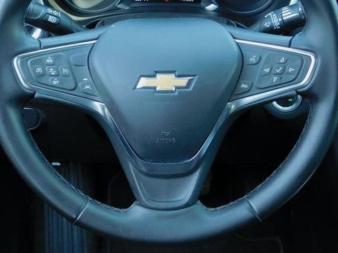 Used 2024 Chevrolet Equinox LT AWD/4WD image 7