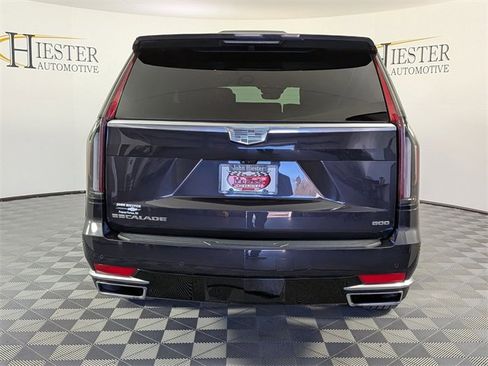 Used 2023 Cadillac Escalade Premium Luxury Platinum w/ Heavy-Duty Trailer Package image 5
