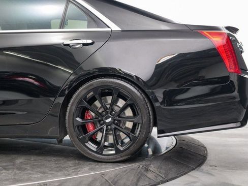 Used 2017 Cadillac CTS V w/ Luxury Package image 18