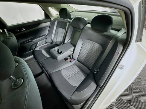 New 2025 Kia K5 LXS image 22