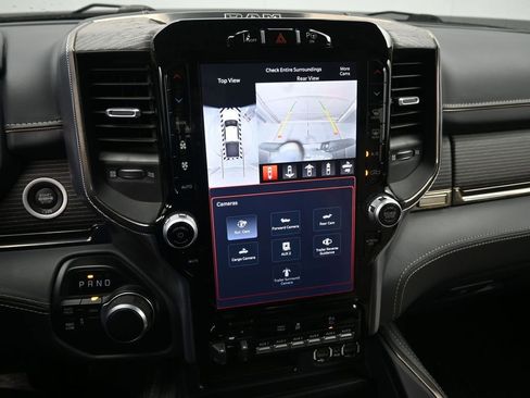 Used 2017 RAM 2500 Tradesman w/ Popular Equipment Group image 16