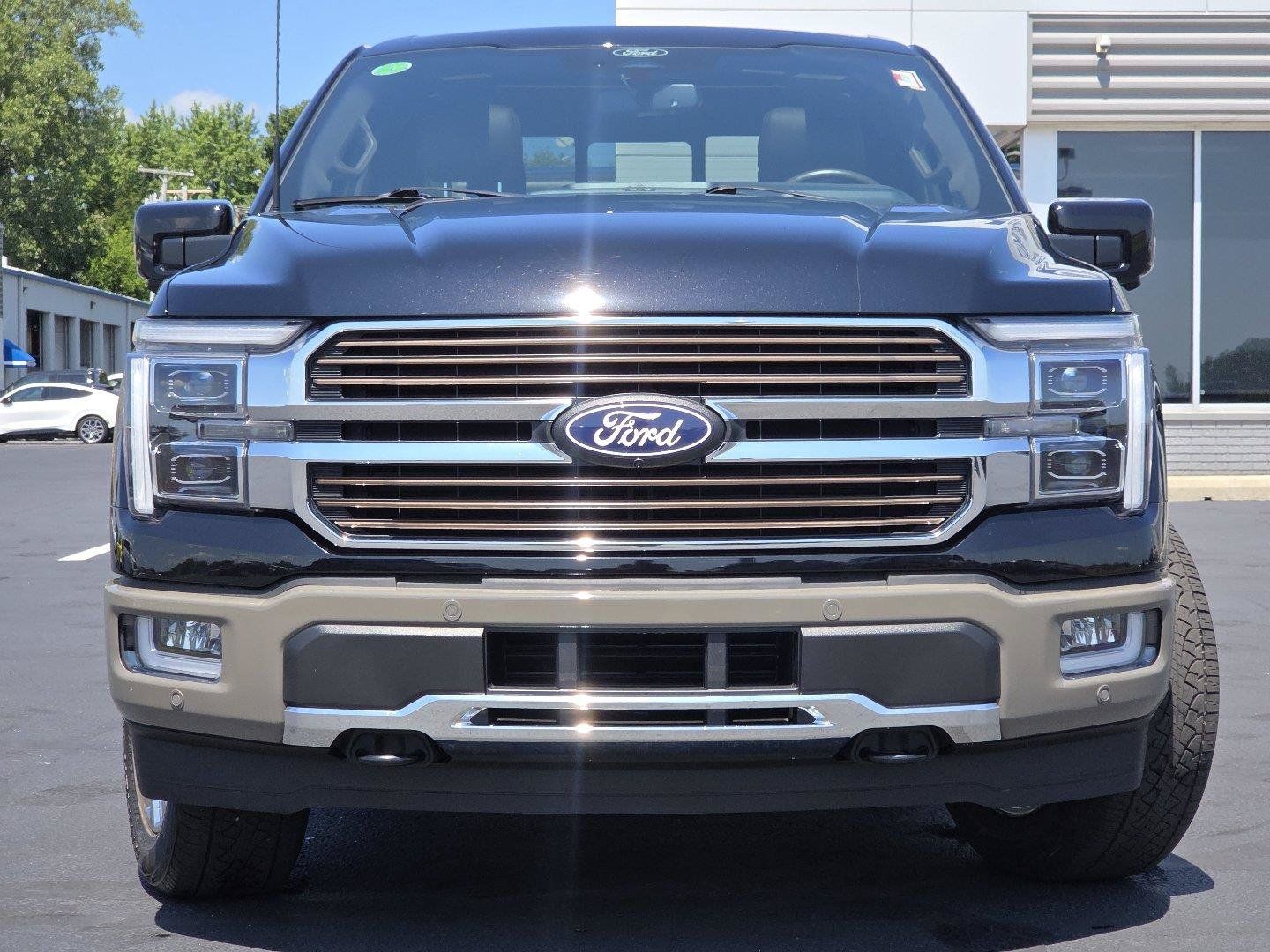 Used 2025 Ford F150 King Ranch w/ FX4 Off-Road Package AWD/4WD image 16