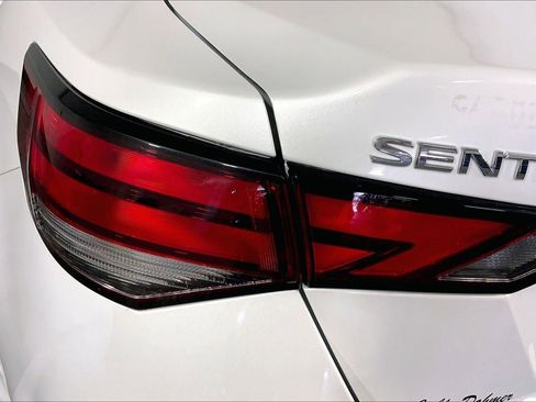 Used 2022 Nissan Sentra SV w/ SV Premium Package image 27