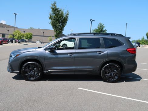 Certified 2026 Subaru Ascent Premium w/ Popular Package #2 AWD/4WD image 5