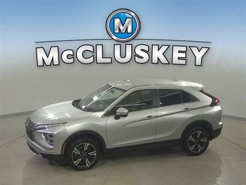 Used 2024 Mitsubishi Eclipse Cross SE image 1