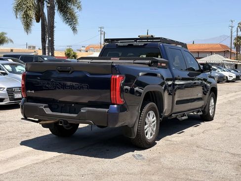 Used 2022 Toyota Tundra SR5 w/ SR5 Convenience Package AWD/4WD image 4