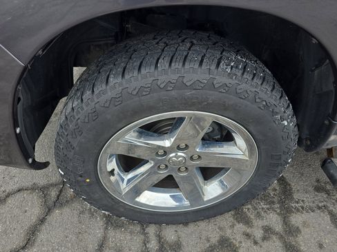 Used 2017 RAM 1500 Express image 11