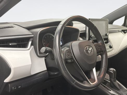 Used 2019 Toyota Corolla SE w/ SE Option Package image 7