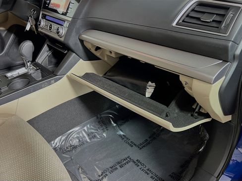 Used 2016 Subaru Outback 2.5i Premium image 34