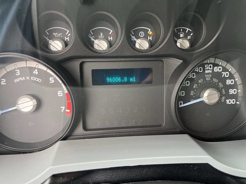 Used 2016 Ford F250 XL w/ Power Equipment Group image 21