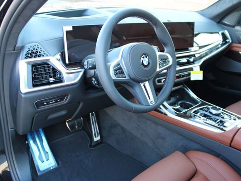 New 2026 BMW X7 M60i image 47