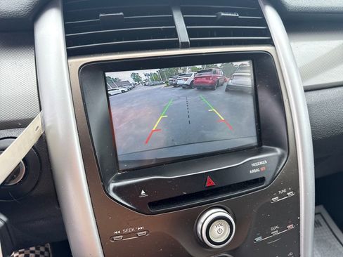 Used 2014 Ford Edge SEL w/ Equipment Group 205A AWD/4WD image 28