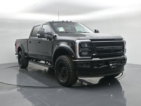 New 2026 Ford F250 Lariat w/ Black Appearance Package image 65