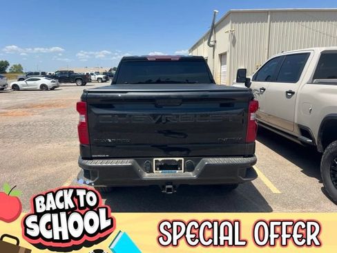 Used 2025 Chevrolet Silverado 1500 Custom Trail Boss w/ Turbomax Blackout Package AWD/4WD image 5