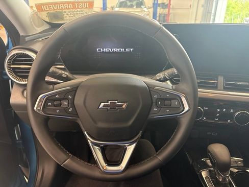 Used 2025 Chevrolet Trax ACTIV w/ Driver Confidence Package FWD image 6