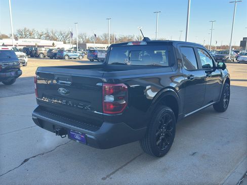 New 2025 Ford Maverick Lariat w/ Black Appearance Package image 5