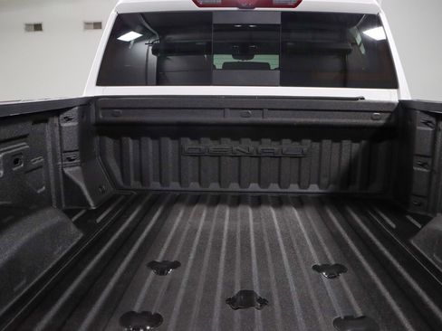 Used 2023 GMC Sierra 2500 Denali w/ Denali Ultimate Package image 32