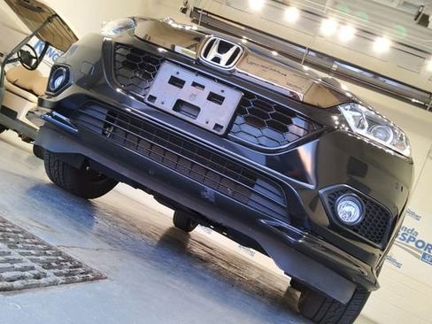 Used 2021 Honda HR-V Sport image 39