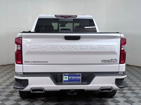 Used 2024 Chevrolet Silverado 1500 High Country w/ High Country Premium Package image 5