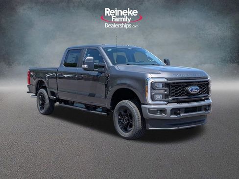 New 2026 Ford F250 XL AWD/4WD image 3