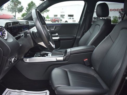Used 2024 Mercedes-Benz GLB 250 image 14