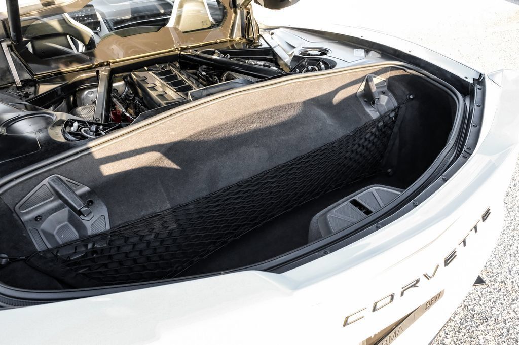 Used 2020 Chevrolet Corvette Stingray Preferred Cpe w/ 2LT Preferred Equipment Group RWD image 46