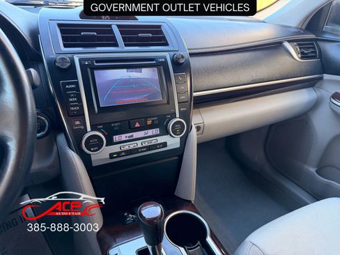 Used 2012 Toyota Camry XLE image 14