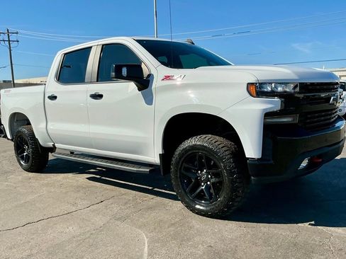 Used 2019 Chevrolet Silverado 1500 LT Trail Boss image 10